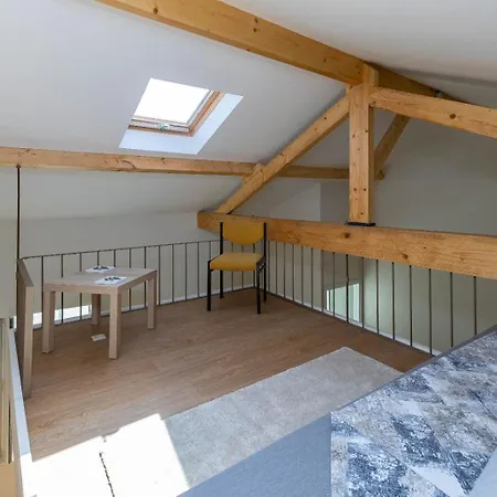 D&s - Antas House * Порту